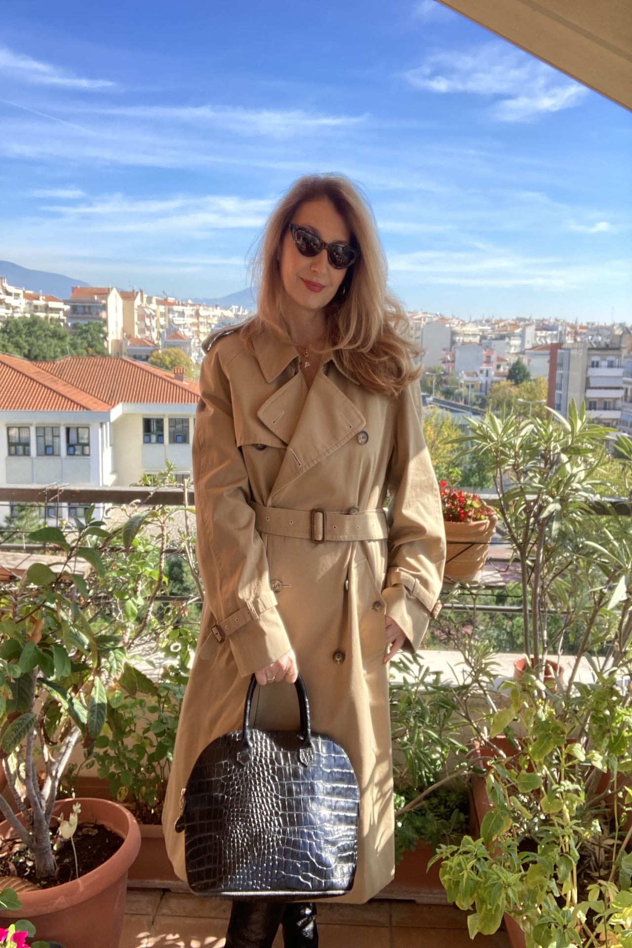 Cotton women's trench coat