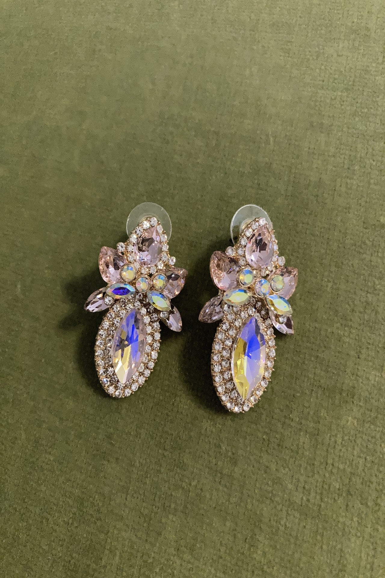 Elegant light pink earrings