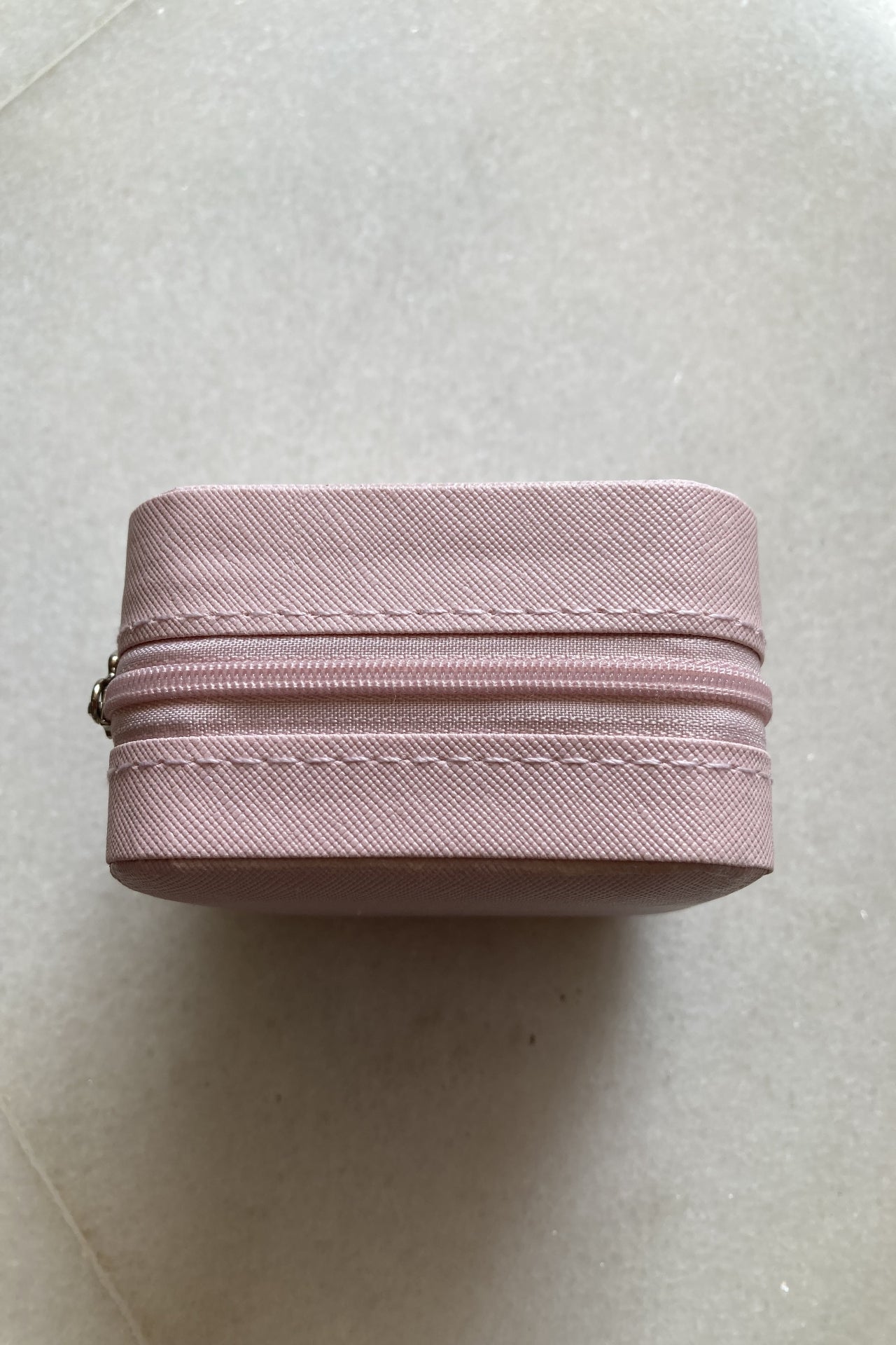 Travel jewellery box