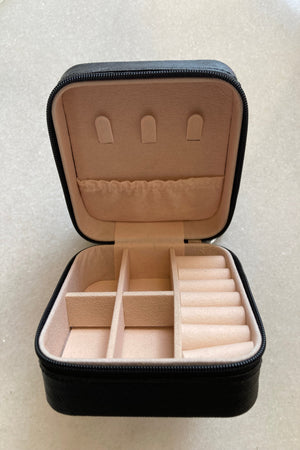 Travel jewellery box