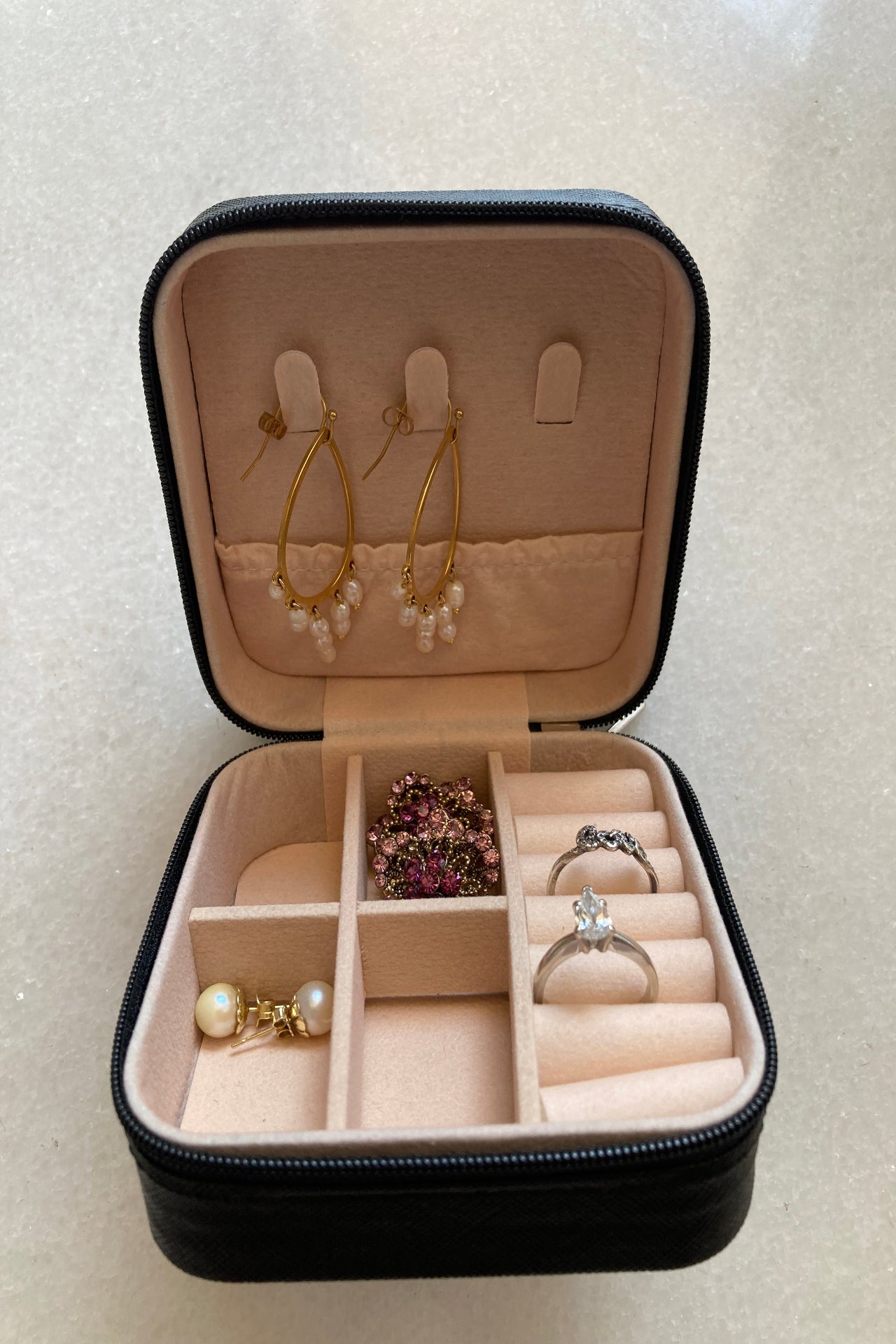 Travel jewellery box