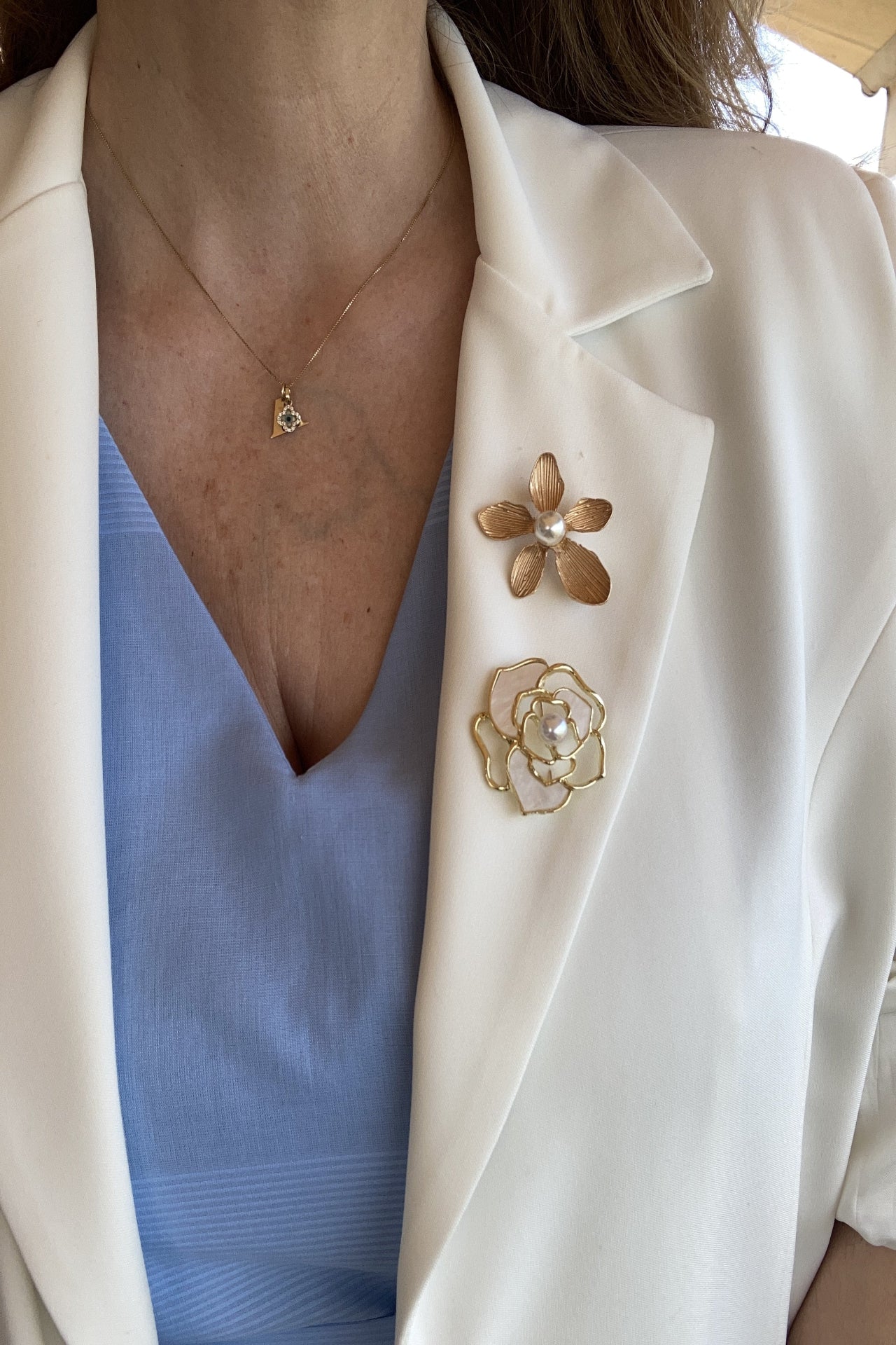 Flower brooch