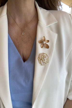Flower brooch