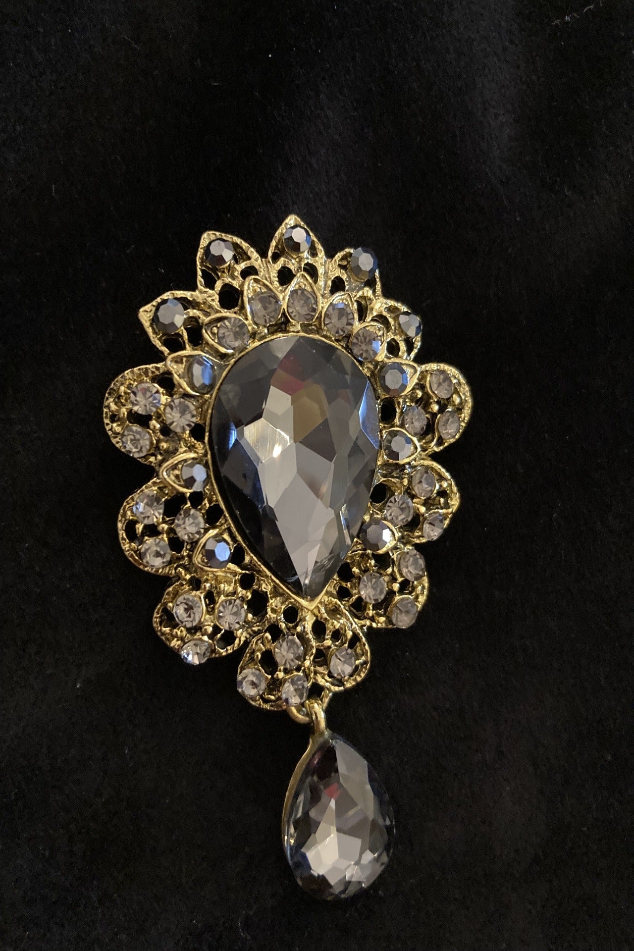 Brooch